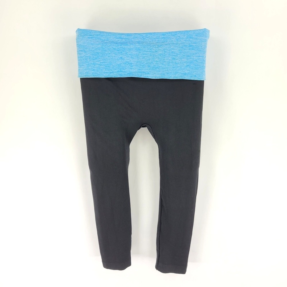 Maze Collection Capri‎ Leggings Mid Rise Womens Size L/XL Black Blue Accents NWT